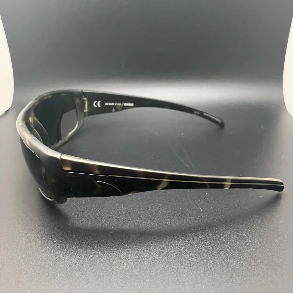 SMITH Black and Tortoise Sunglasses - Picture 4 of 9